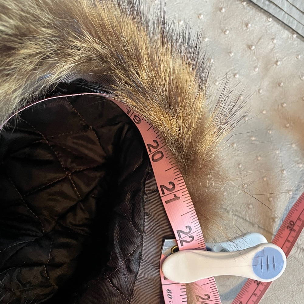 Vintage Russian-Style Fur Hat - Picture 8 of 9